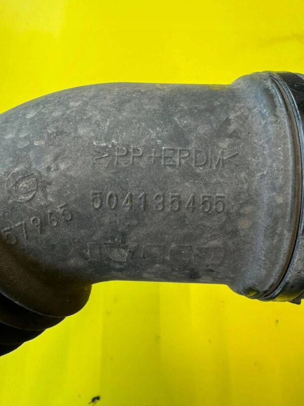 39ada121f1435c825f5447c68f16583c