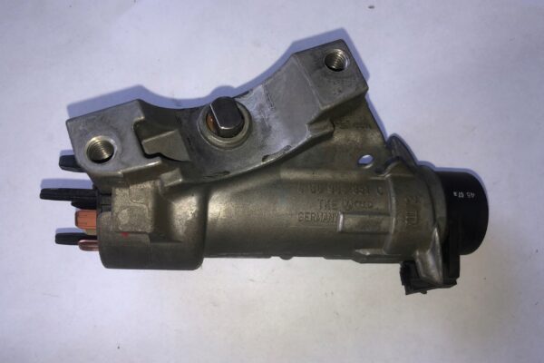 KOSTKA STACYJKA VW 4B0905851C