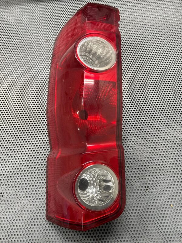 LAMPA PRAWY TYŁ VOLKSWAGEN CRAFTER