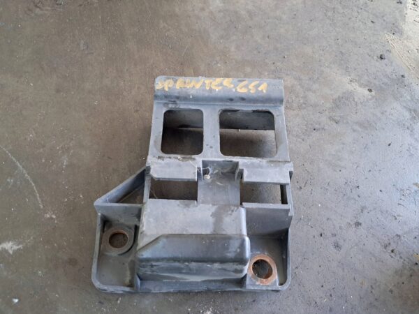 ŚLIZG ZDERZAKA PRAWY PRZÓD MERCEDES SPRINTER W906 A9068850263