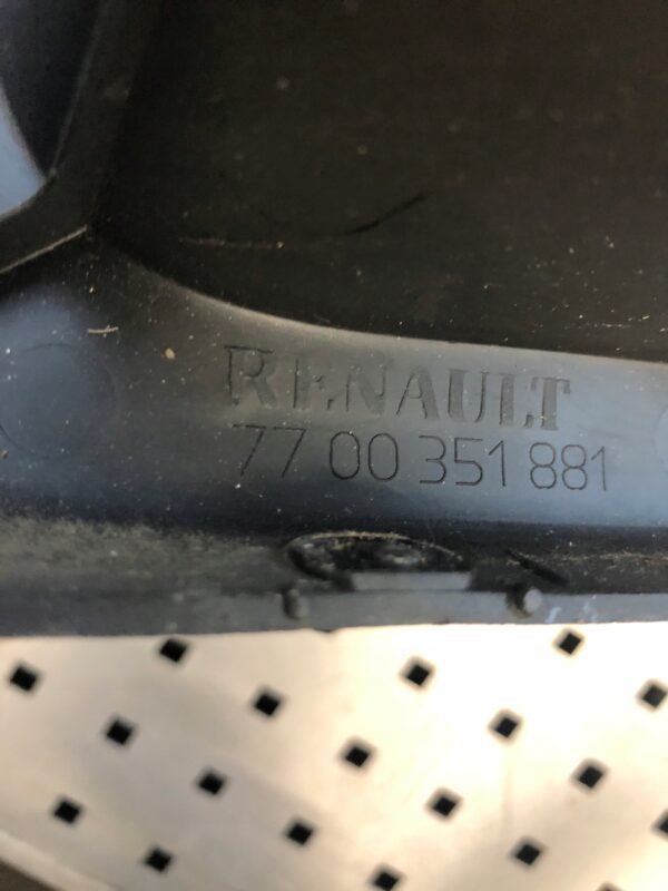 OBUDOWA LICZNIKA MASTER II 2.5 MOVANO 7700351881