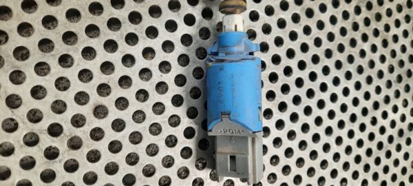 CZUJNIK SPRZĘGŁA 8200163239B MASTER