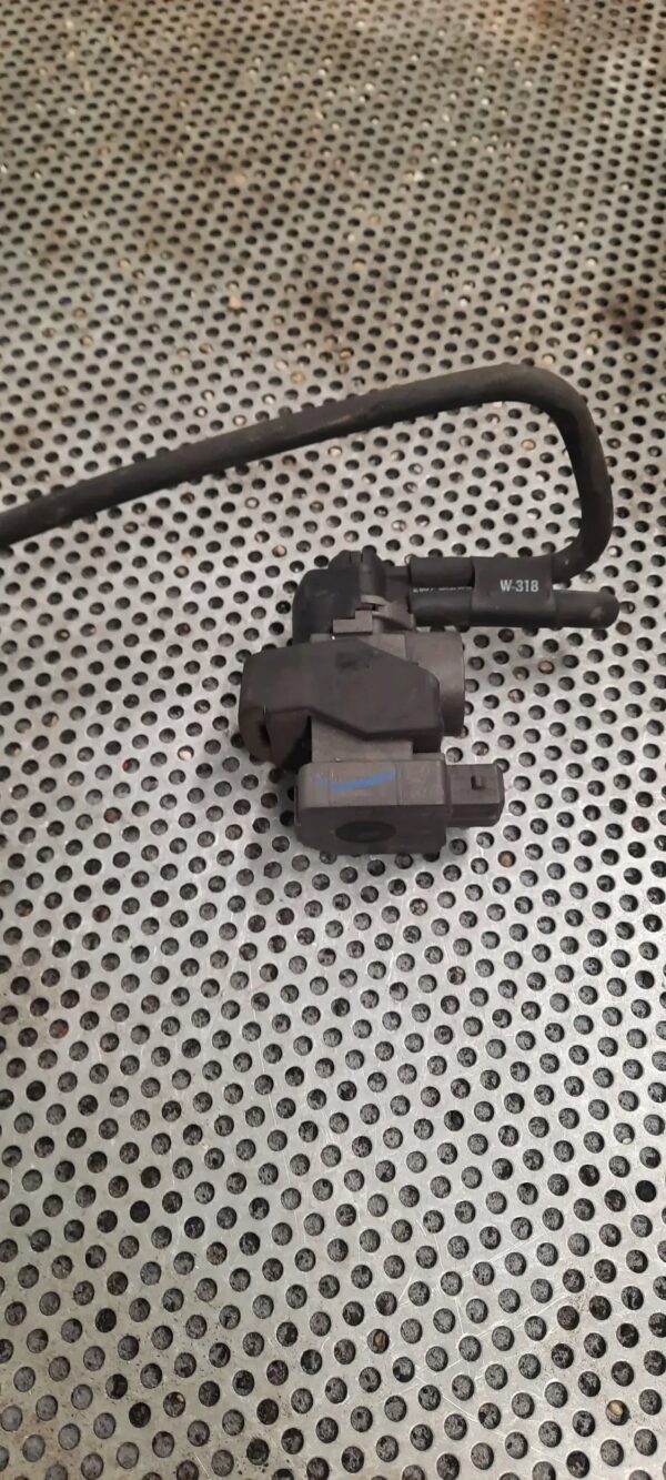 ELEKTROZAWÓR TURBINY 149566215R RENAULT MASTER