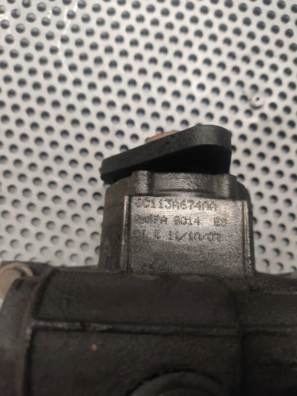 6bd5c7b7cd8012bc2b70033b3e0932cc