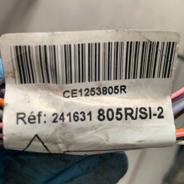 WIĄZKA PRZEWODÓW PAKI 241631805R MASTER III