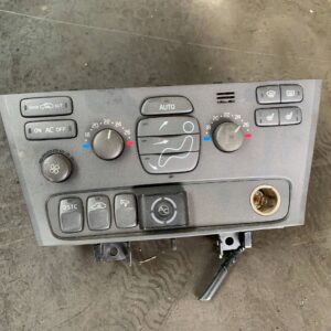 PANEL KLIMATYZACJI VOLVO V70