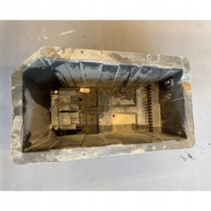 OBUDOWA PODSTAWA AKUMULATORA A9066200500 VW CRAFTER 2.0TDI