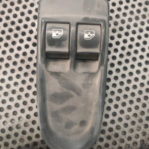 PANEL SZYB LEWY IVECO 2013