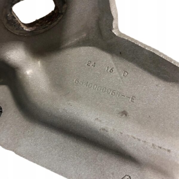 ZAWIAS MASKI PRAWY RENAULT MASTER III 654000006R