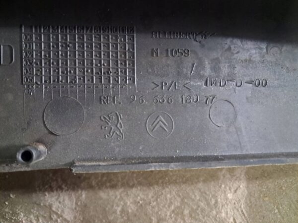 OSŁONA PROGU PRAWY PRZÓD CITROEN BERLINGO 9663618077