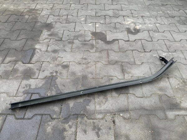 PROWADNICA SZYNA DRZWI LEWA TRAFIC III 7700311975