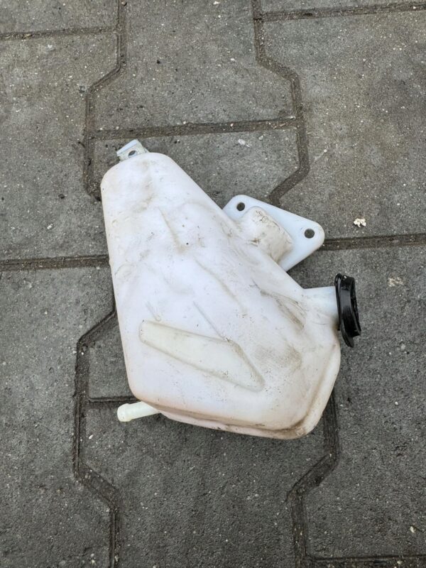 ZBIORNICZEK WYRÓWNAWCZY TRIUMPH TIGER 800 XCA 18-20 LIFT 2108888