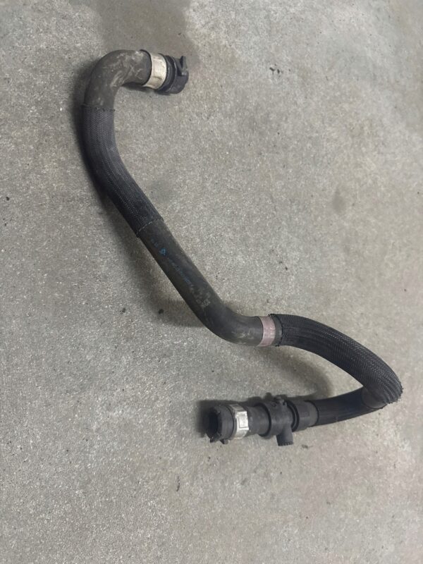 8d0081920401aeb34bbe12d499dc4e3e