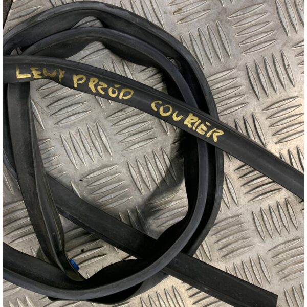 1ee4fbef72a4f65bb6f28a9faa13e27c