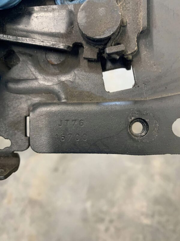 ZAMEK MASKI JT7616700 FORD TRANSIT COURIER