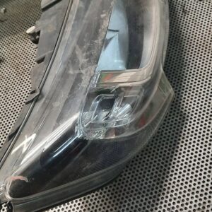LAMPA PRZEDNIA BOXER DUCATO USZKODZONA