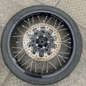 FELGA PRZEDNIA TRIUMPH TIGER 800 XCA 18-20 USZKODZONA T2004400