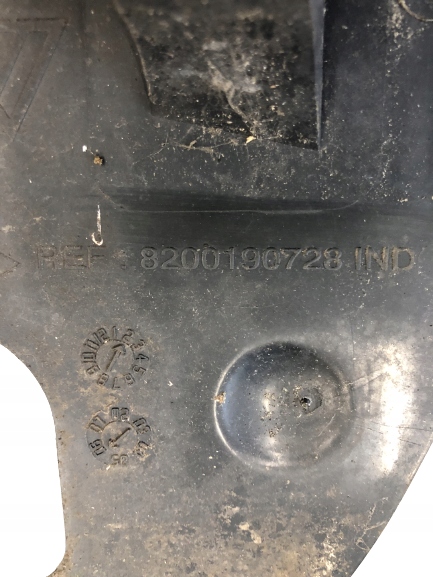 OWIEWKA PRAWY PRZÓD MASTER II 8200190728