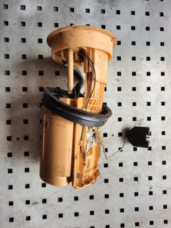 881663634b611d24fe737b2e79c22f33