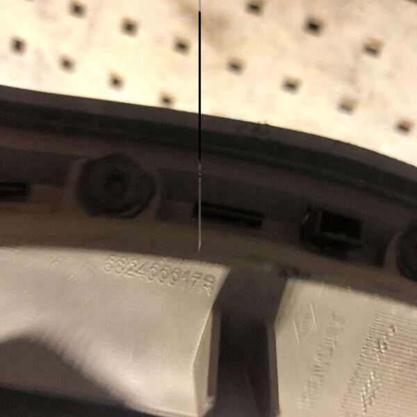 OSŁONA LICZNIKA KONSOLI MASTER III 682400017R