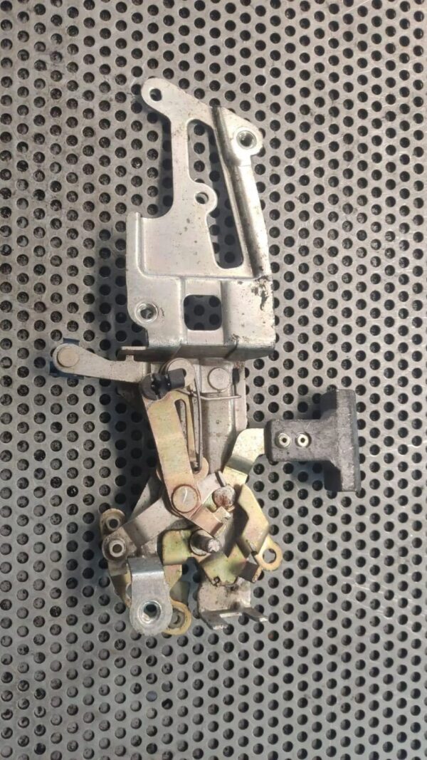 ZAMEK DRZWI PRZESUWNYCH PRAWYCH RENAULT MASTER II