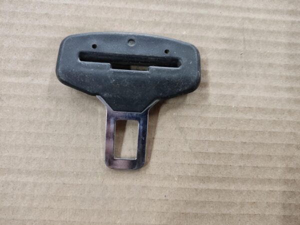 KLAMRA PASA MERCEDES VITO 639 6398603885 FV