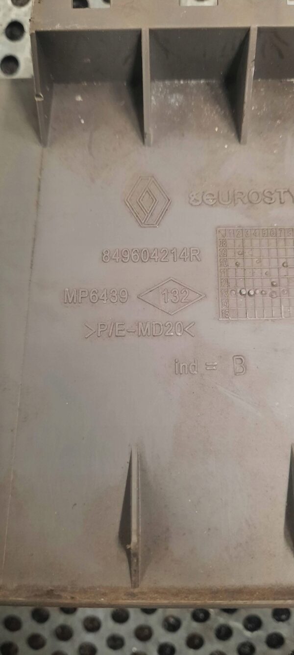 636e95a00bd7dd24d9bfa4a184709e11