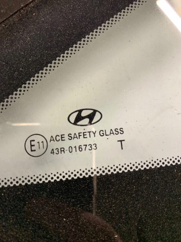 SZYBA KAROSERYJNA TYLNA PRAWA HYUNDAI I30 43R016733