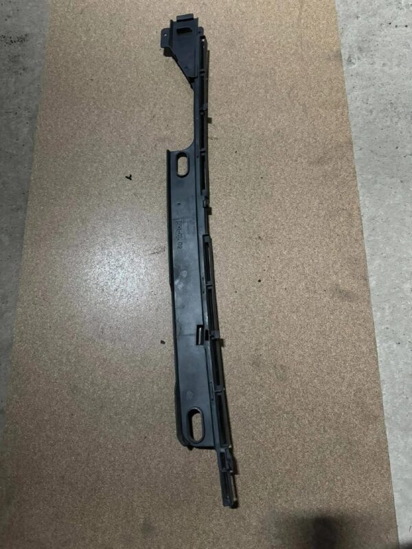 MOCOWANIE PODSZYBIA RENAULT TRAFIC 8200048129