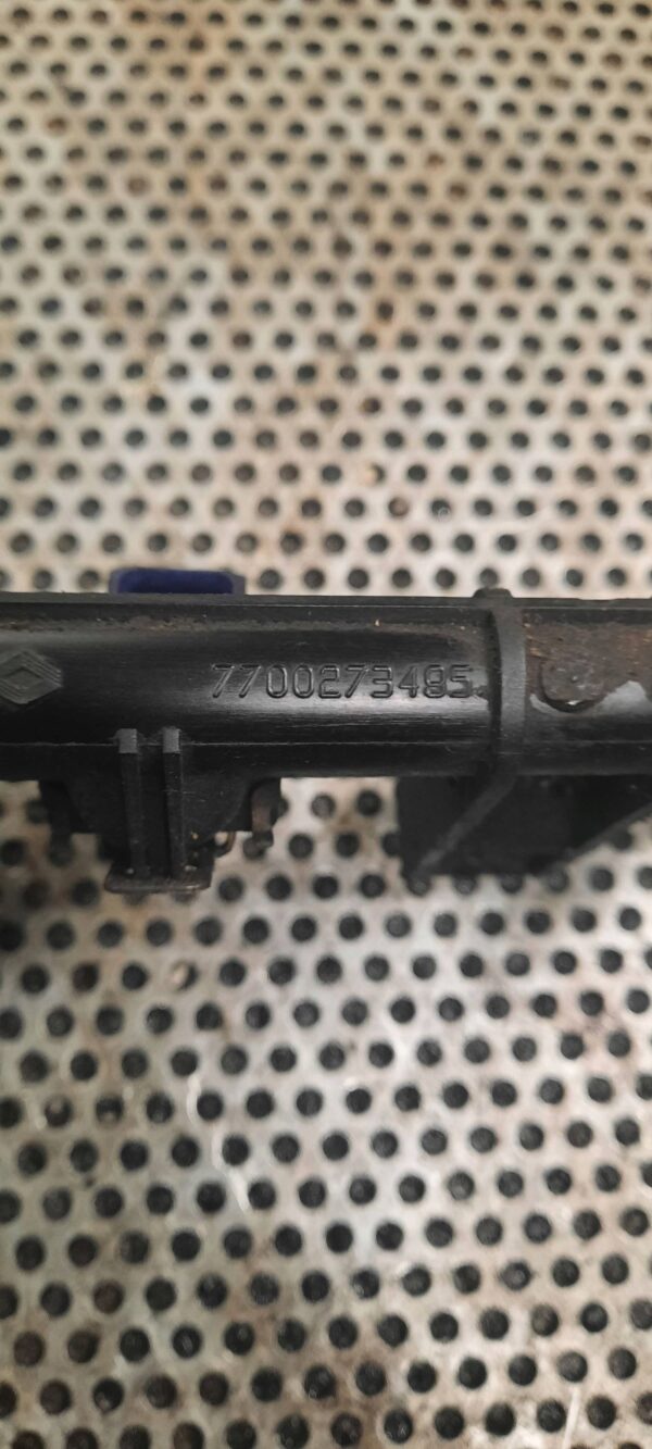 LISTWA WTRYSKOWA 7700273485 RENAULT