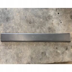 LISTWA DRZWI PRAWA 828200148R RENAULT MASTER III