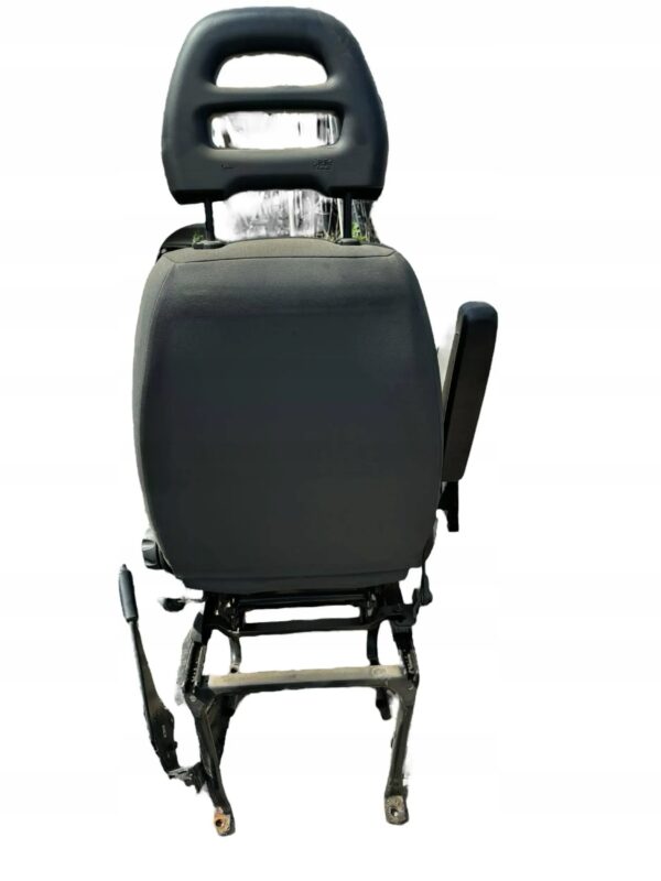 8e4e5f641e84a6bd2d5b340547ac8f43