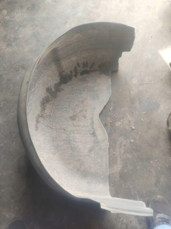 NADKOLE PRAWY TYŁ VW T5 7H0810972B