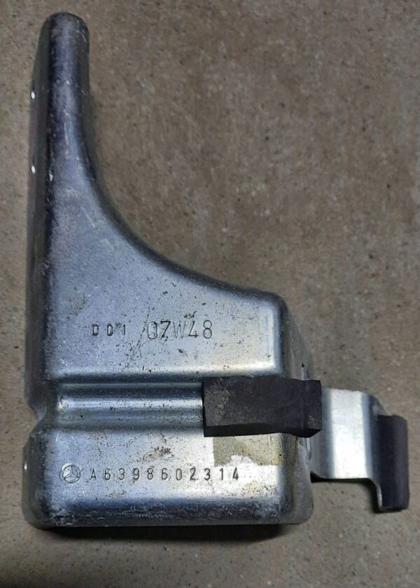 MOCOWANIE PODSUFITKI VITO W639 A6398602314