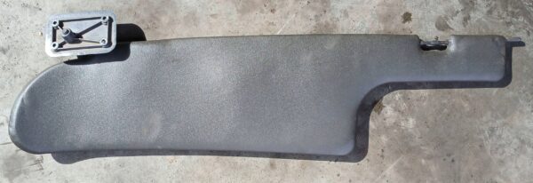 OSŁONA PRZECIWSŁONECZNA PRAWA IVECO 02-06