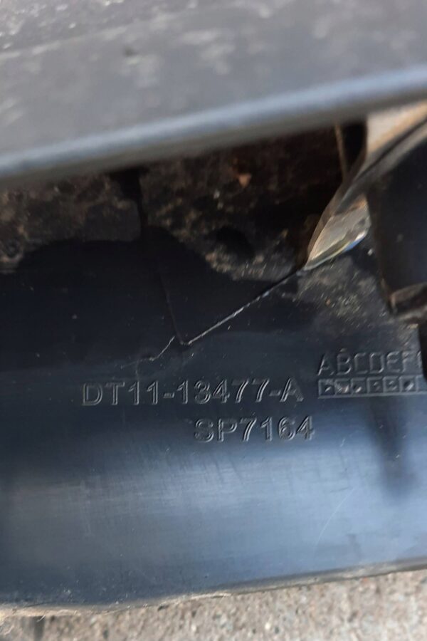 OSŁONA SŁUPKA LAMPY LEWY TYŁ TRANSIT TOURNEO CONNECT DT1113477A