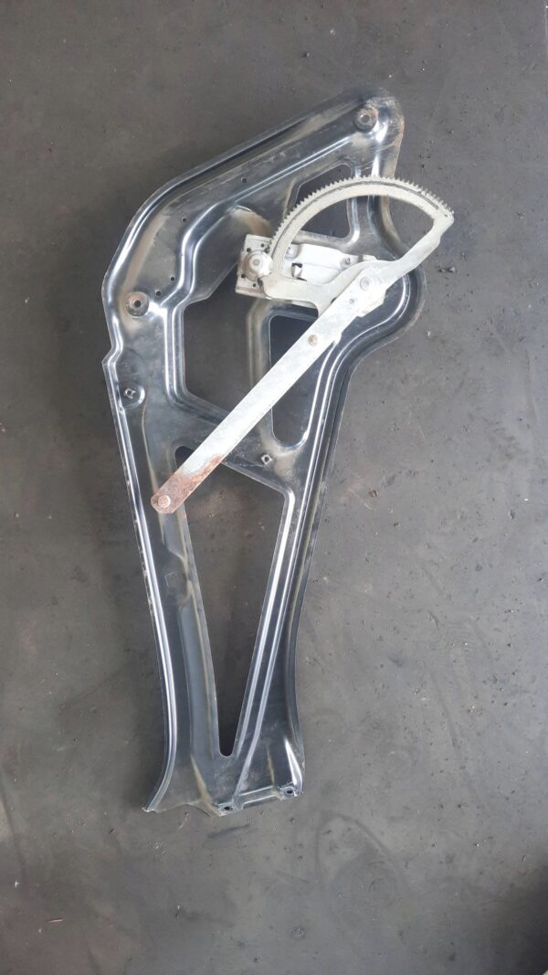 MECHANIZM PODNOSZENIA SZYBY PRAWY SPRINTER 96-06