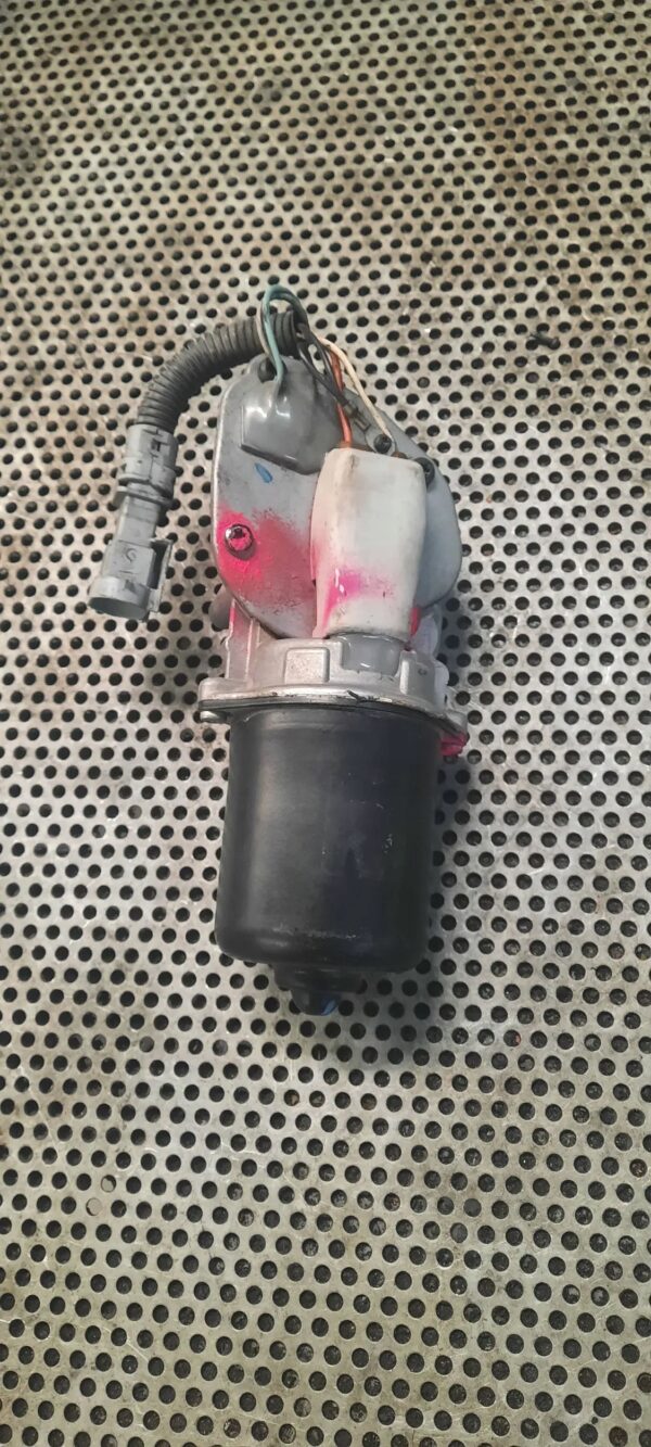 SILNICZEK WYCIERACZEK RENAULT MASTER II 53670667