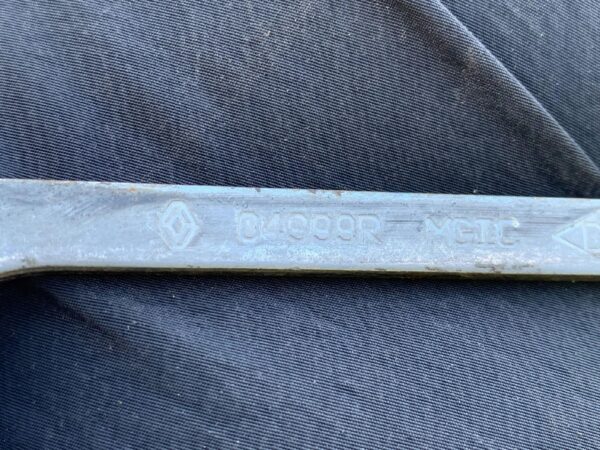 fee8b281d9f2f8a207eca2d373460498