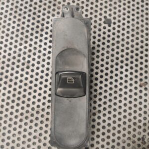 PRZEŁĄCZNIK SZYBY PRAWY VITO W639 A6395451413