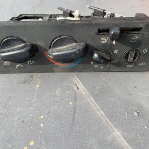 518a89f6fb1ec0331398e7cab892de0e