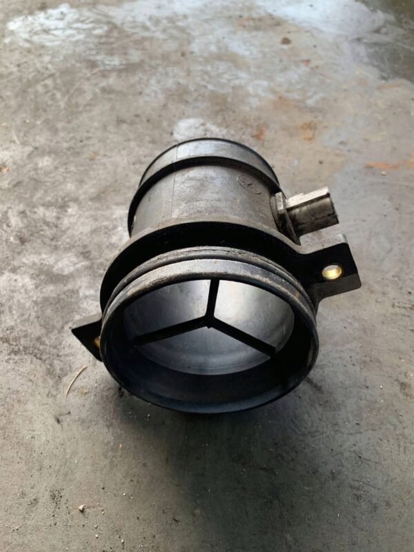 PRZEPŁYWOMIERZ POWIETRZA FORD FOCUS 1.8 98AB9P965AA