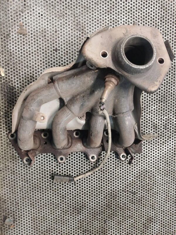 KOLEKTOR WYDECHOWY RENAULT SCENIC II 8200487350