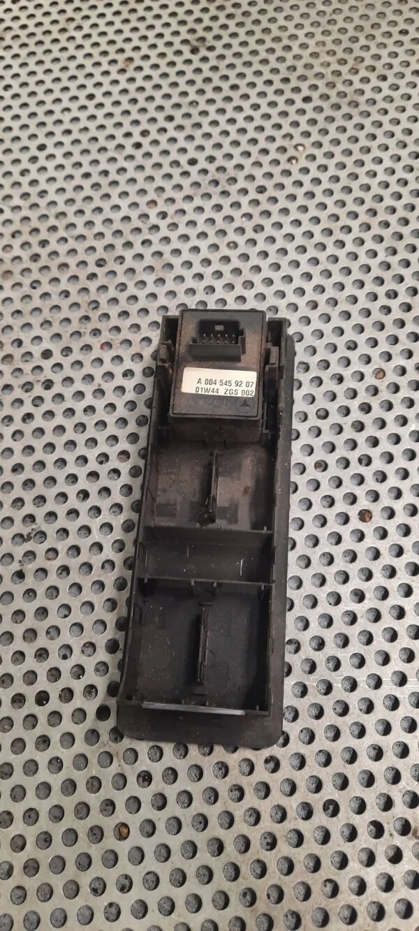 9504003e69ca0fe41ad97a54203f537a