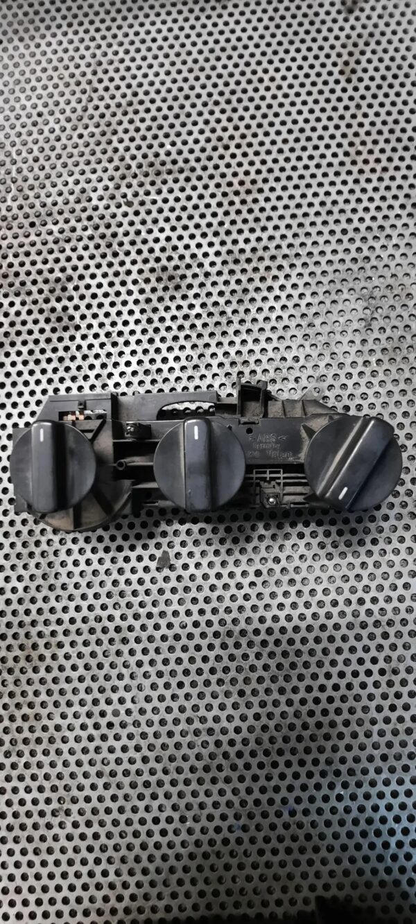 6a34fea77f8273542e236fbb4fe5f021