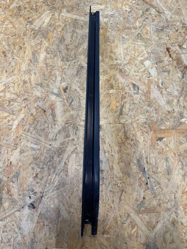 PROWADNICA SZYNA DRZWI BOCZNYCH PRAWYCH CITROEN JUMPY I