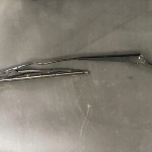 RAMIĘ WYCIERACZKI LEWY PRZÓD VW T4 701955409