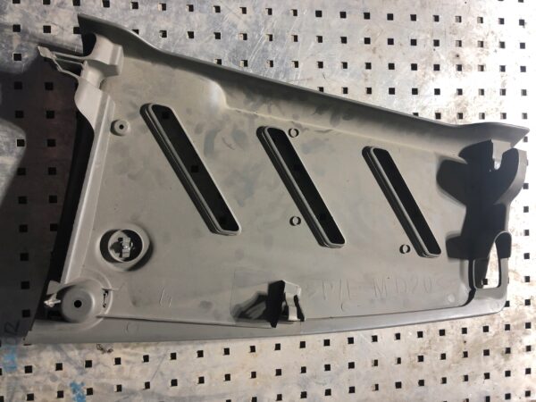 PLASTIK DASZEK LEWY MASTER III 969D72725R