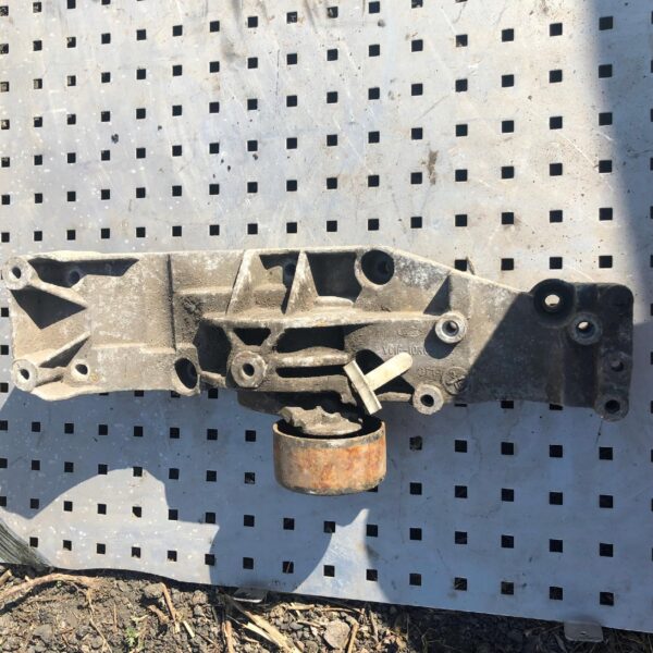 ŁAPA ALTERNATORA FORD TRANSIT YC1E10K019BA