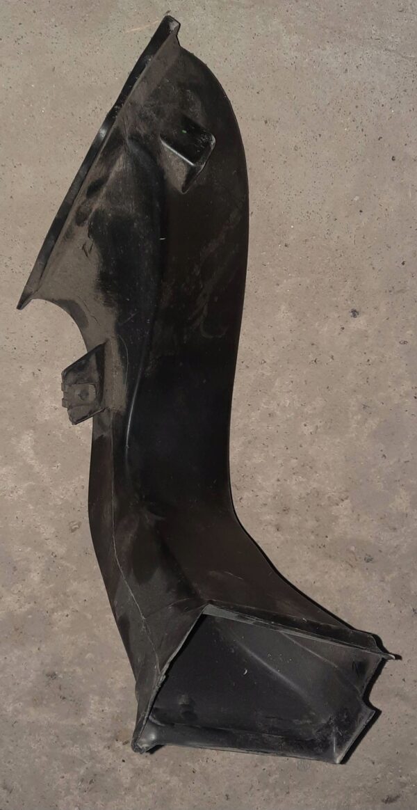 PRZEWÓD POWIETRZA VW T5 7H1819657